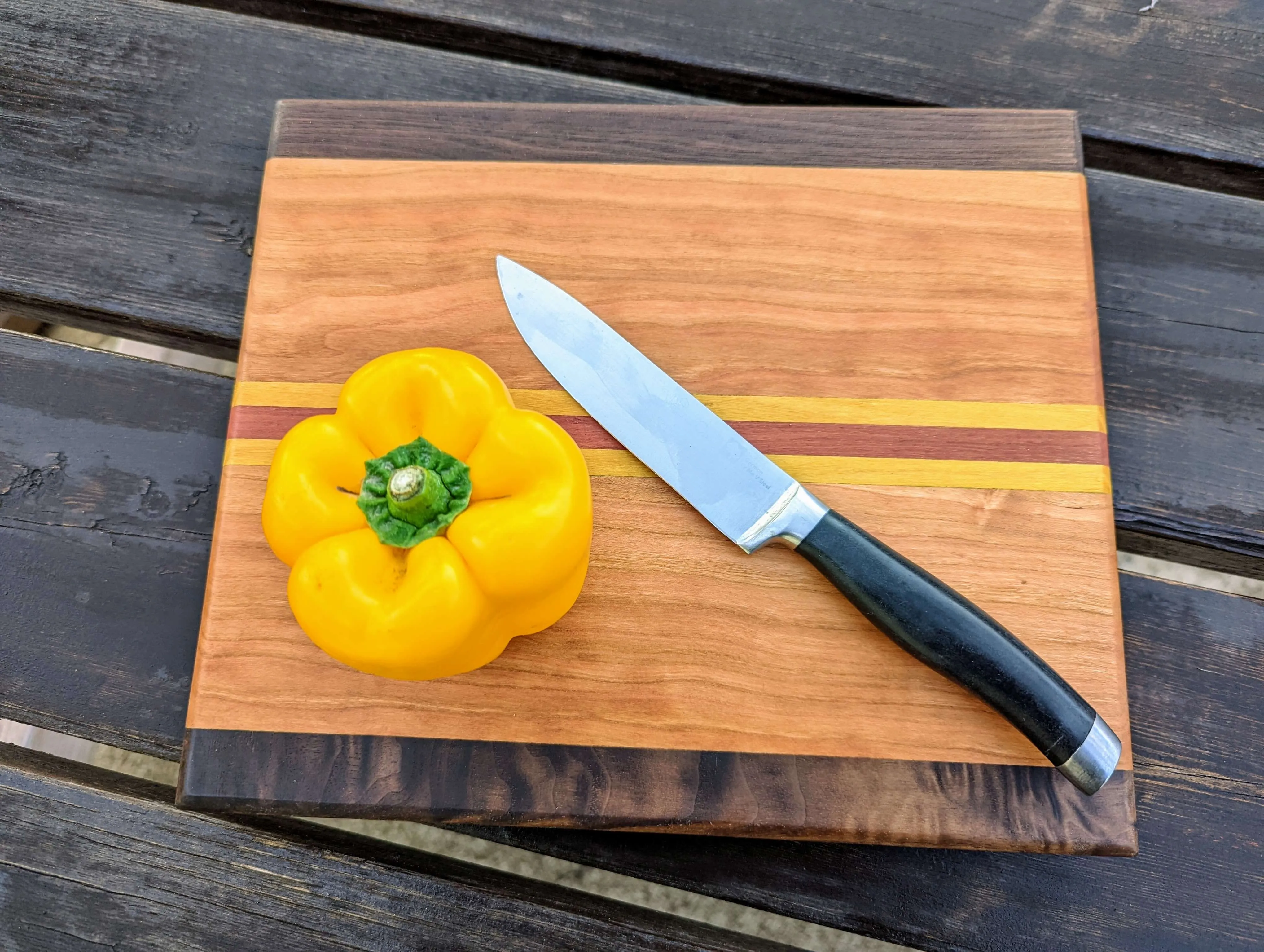 Handcrafted cutting board 2